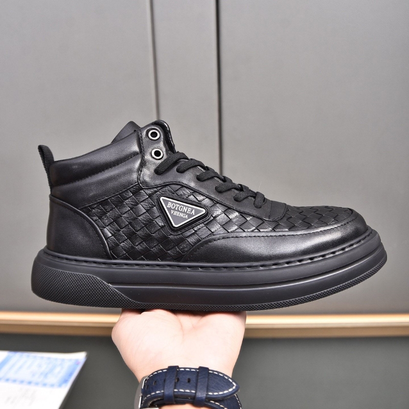 bo*te*ga Ve*ne*ta casual shoes